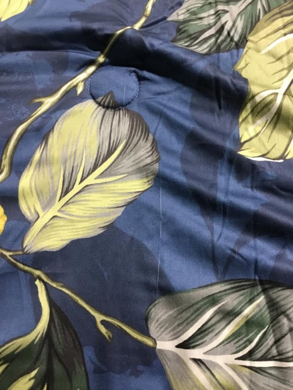 Bebejan Vibrant Flora Reversible King Comforter Set - Picture 7 of 7
